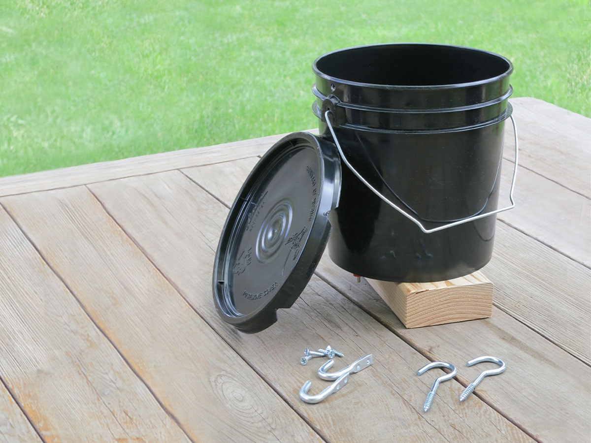 Poultry Nipple Waterer for Backyard Chickens (1 Gallon) The Garden Coop